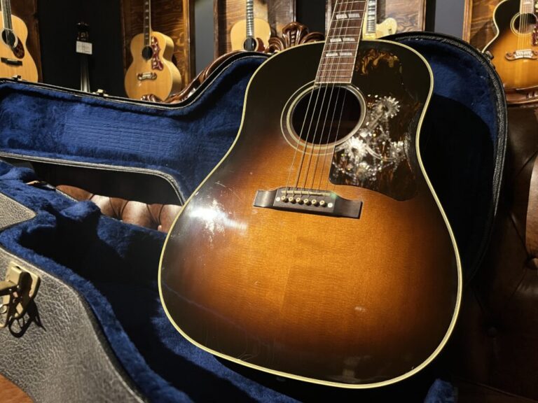 島根県大田市より、Gibson Southern Jumbo 2002年製 
